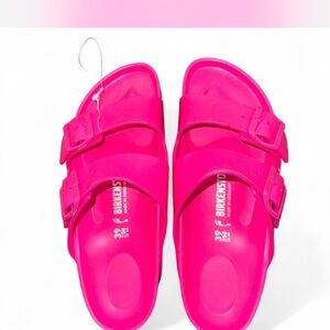 Birkenstock Pink Sandals with Adjustable Straps Never worn